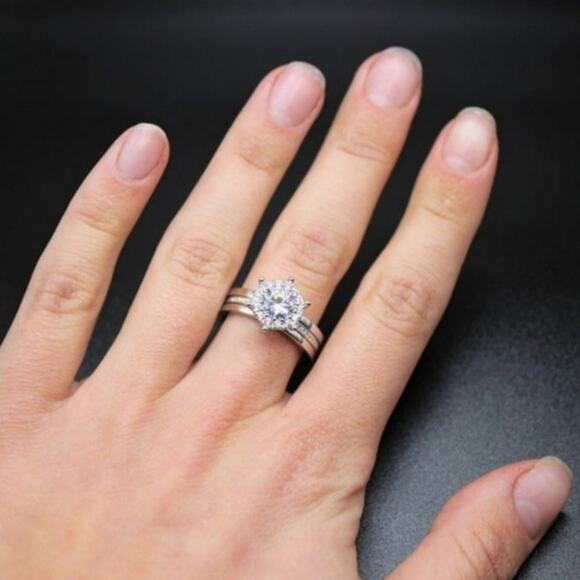 1 Ct Round-Cut Moissanite Wedding Ring Set Rhodium Plated 925 Sterling Silver 8 - Picture 9 of 10
